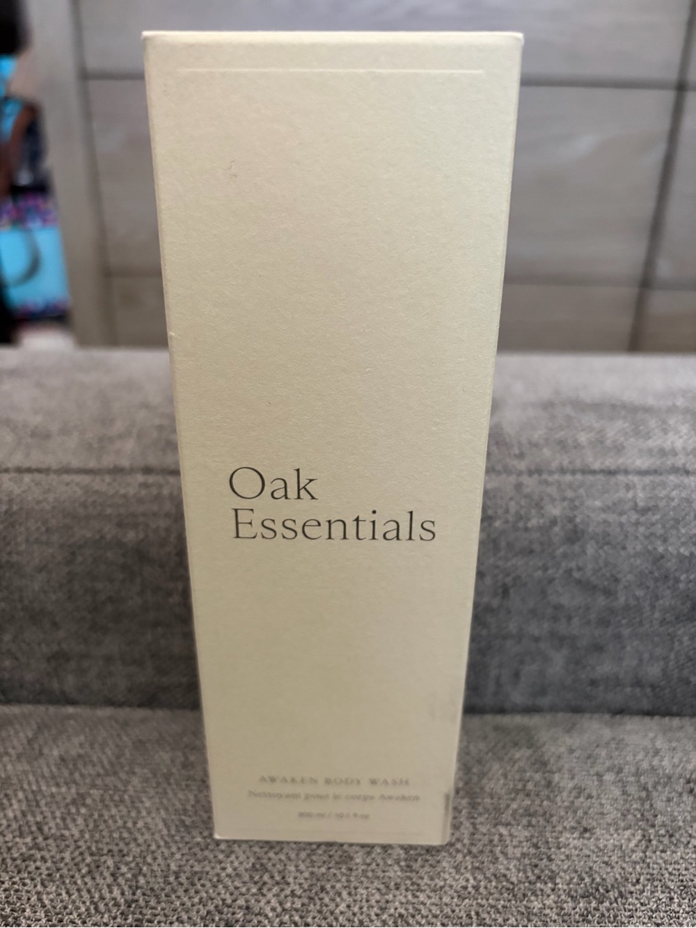 OAK ESSENTIALS - Awaken Body Wash, 300ml / 10 fl oz , NIB